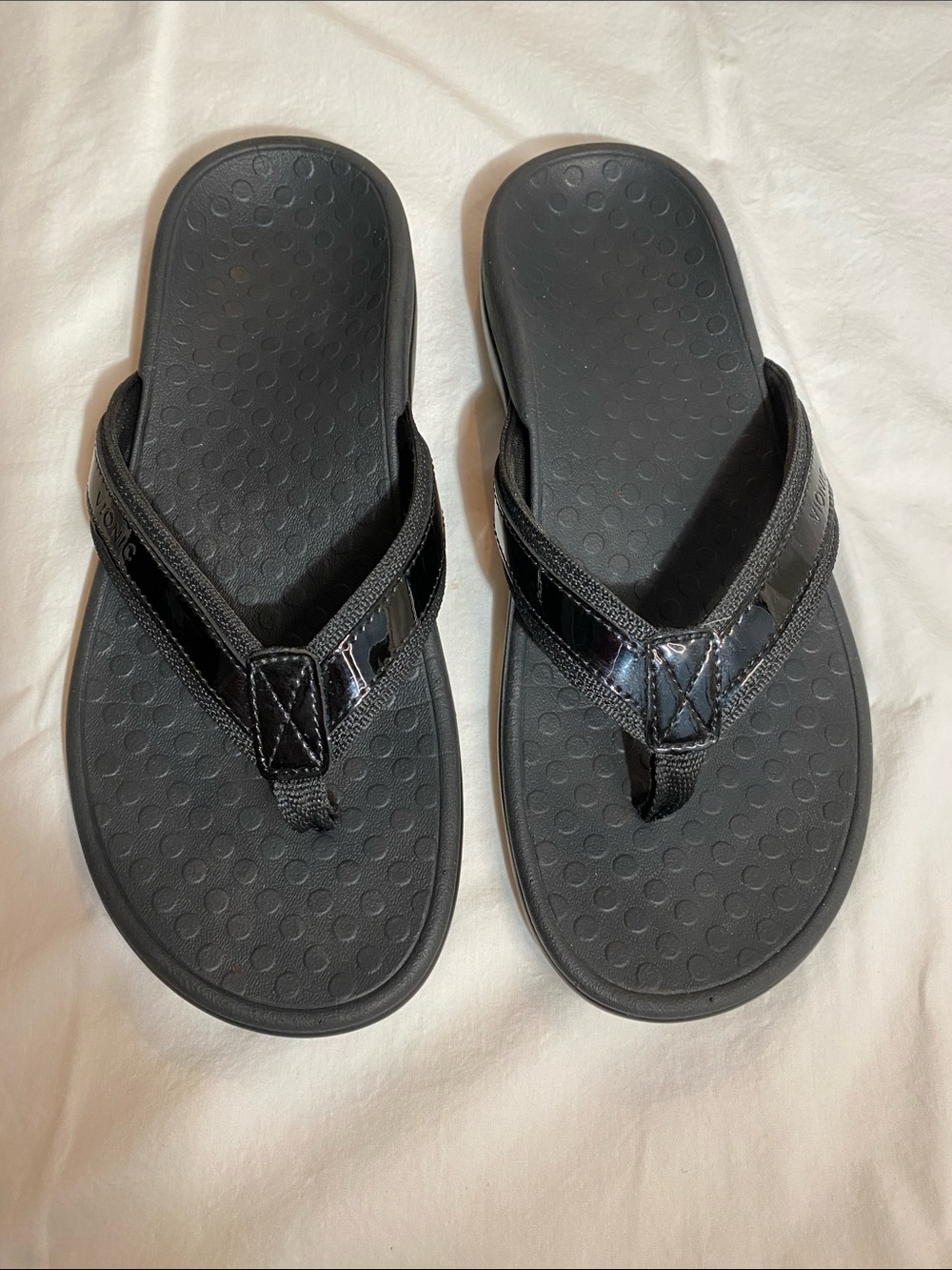 Vionic Black Women's Flip Flop Sandals
